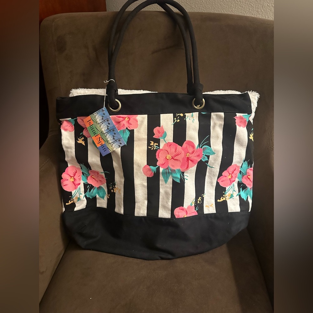 NWT Large Tote Bag - Picture 1 of 6